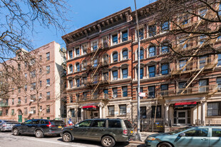 467 W 159th St in New York, NY - Building Photo