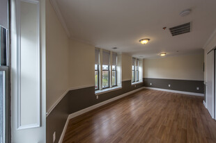 1084 Boylston St, Unit 1 in Boston, MA - Building Photo