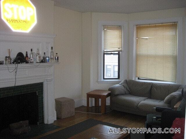 20 Glenville Ave in Boston, MA - Building Photo