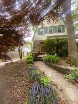 1404 Greywall Ln in Wynnewood, PA - Building Photo