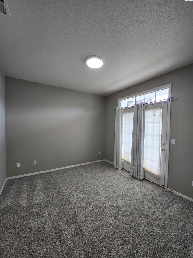 5416 Mariner Ln in Pasco, WA - Building Photo - Building Photo
