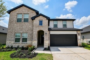 3930 Winterbourne Wy in Fulshear, TX - Building Photo