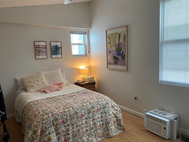 75 5th St, Unit 1