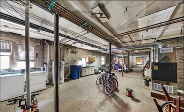 4215 N Francisco Ave, Unit 2 in Chicago, IL - Building Photo - Building Photo