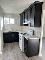 1211 Center Ln, Unit 4 in Los Banos, CA - Building Photo