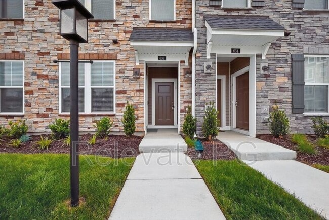 property at 636 Brookwood Glen Terrace