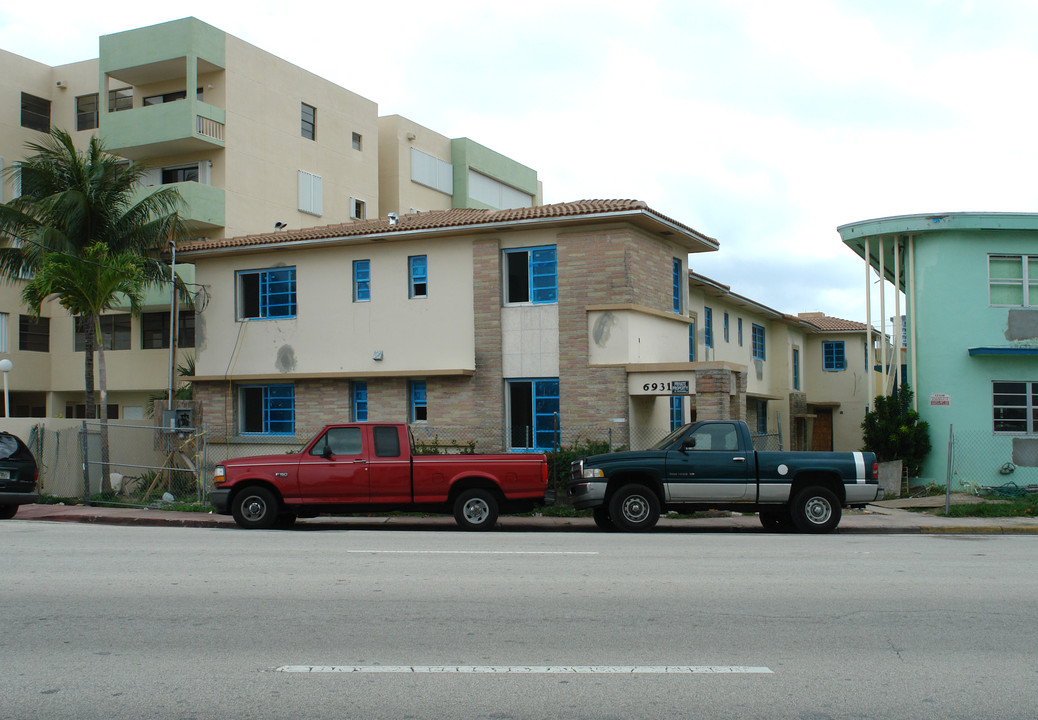 6931 Indian Creek Dr in Miami Beach, FL - Building Photo