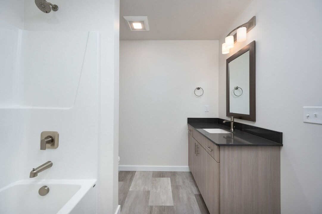 1427 Juniper St-Unit -C in Bozeman, MT - Building Photo