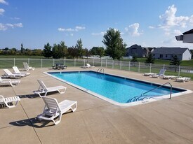 Plum Grove in Monroe, MI - Building Photo