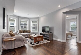 7 Abbotsford St in Boston, MA - Foto de edificio - Building Photo