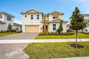 9341 Crestview Cir in Palm Beach Gardens, FL - Building Photo