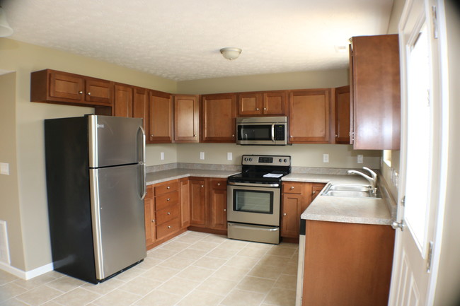 property at 18-22 Sugar Maple Ln
