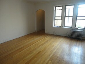 2542 W Summerdale Ave in Chicago, IL - Building Photo - Building Photo