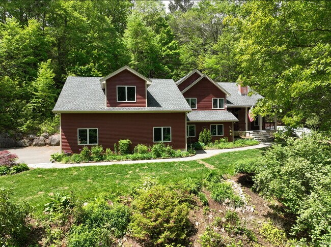 97 Taylor Rd in Barkhamsted, CT - Building Photo - Building Photo
