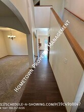 10424 Barry Bridges St SE in Yelm, WA - Foto de edificio - Building Photo