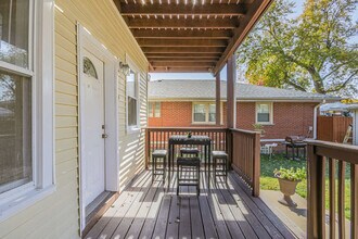 839 Dunlop Ave in Forest Park, IL - Building Photo - Building Photo