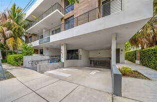 3265 Bird Ave in Miami, FL - Building Photo