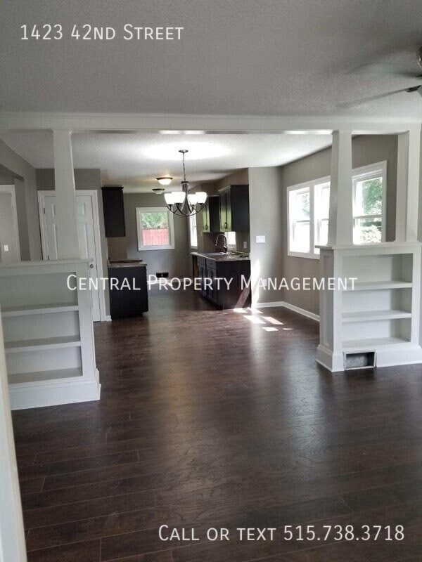 1423 42nd St in Des Moines, IA - Building Photo - Building Photo