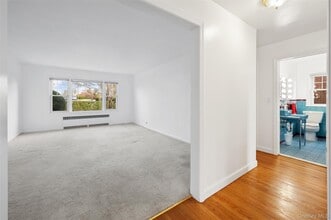 138 Colonial Pl in New Rochelle, NY - Building Photo - Building Photo