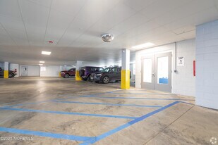 509 Memorial Dr in Neptune City, NJ - Building Photo