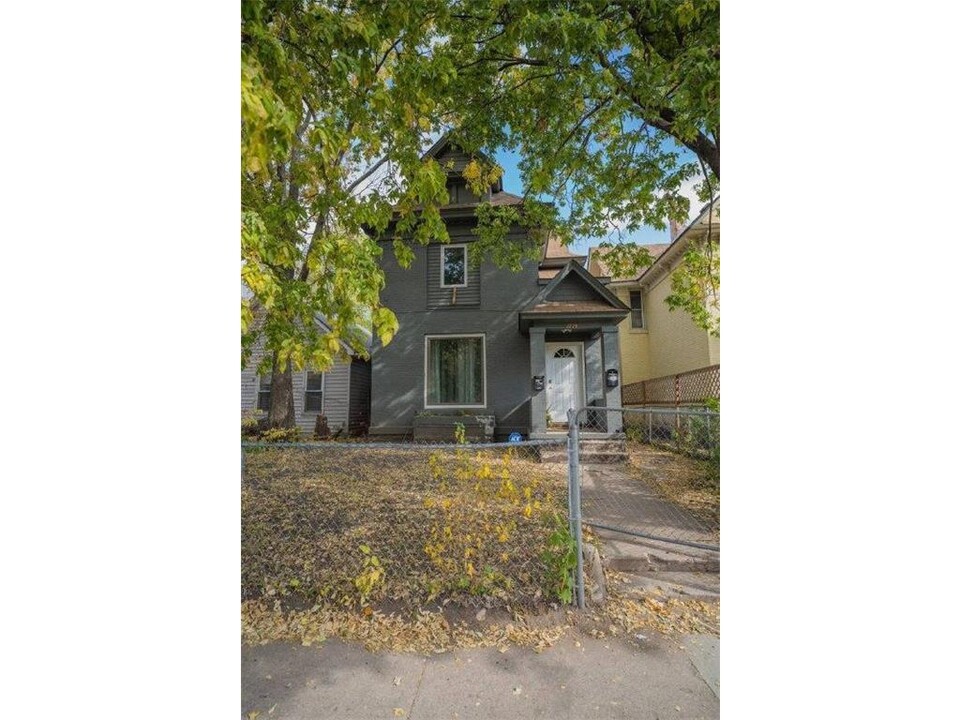 2709 Bloomington Ave in Minneapolis, MN - Building Photo