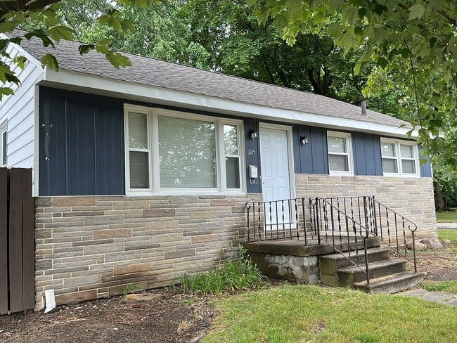 property at 335 Avery St