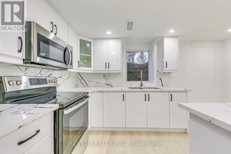 6701 Snow Goose Ln in Mississauga, ON - Building Photo - Building Photo