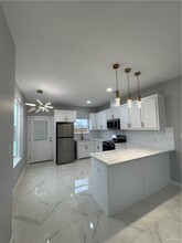 5900 Notre Dame Ave in McAllen, TX - Building Photo - Building Photo