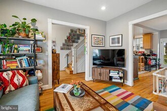 1373 Quincy St NW in Washington, DC - Building Photo - Building Photo