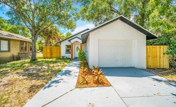 1935 19th St S in St. Petersburg, FL - Building Photo - Building Photo