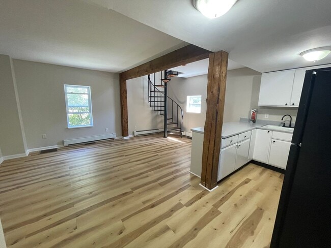 24 S John St in Pittsfield, MA - Building Photo - Building Photo