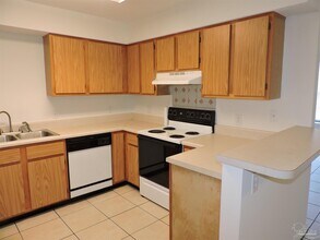 119 N Reus St in Pensacola, FL - Building Photo - Building Photo