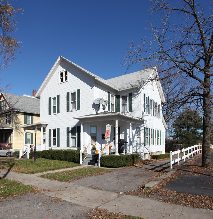 455 S Main St in Canandaigua, NY - Building Photo