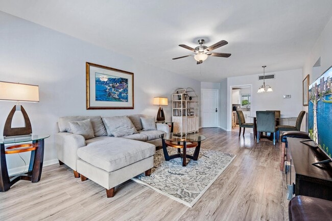 6 Garden St in Jupiter, FL - Building Photo - Building Photo