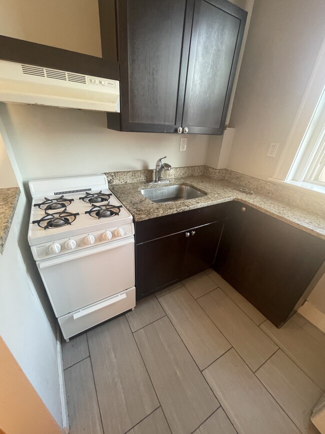 15 Reedsdale St, Unit #10 in Boston, MA - Building Photo - Building Photo