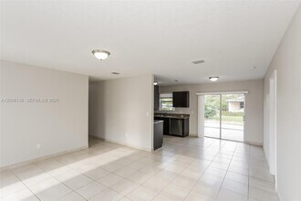 18931 NW 33rd Pl in Miami Gardens, FL - Building Photo - Building Photo