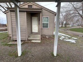 3040 Johnstonville Rd in Susanville, CA - Building Photo - Building Photo