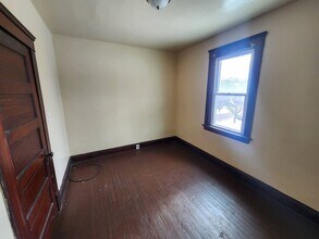 2954 E 67th St in Cleveland, OH - Building Photo - Building Photo