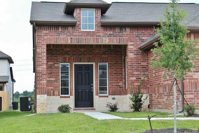 12335 Dona Lane in Houston, TX - Building Photo - Building Photo
