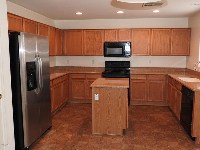 6510 W Yellow Bird Ln in Phoenix, AZ - Building Photo - Building Photo