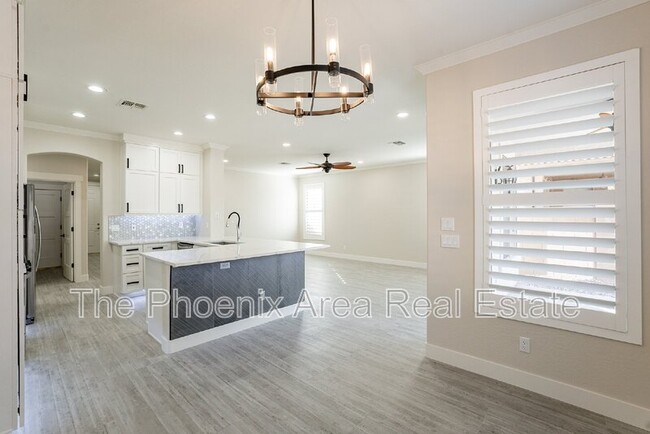 3660 E Morning Star Ln in Gilbert, AZ - Building Photo - Building Photo
