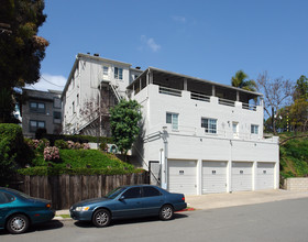 935-949 E Date St in San Diego, CA - Foto de edificio - Building Photo