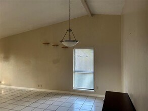 15407 La Loma Dr in Houston, TX - Building Photo - Building Photo