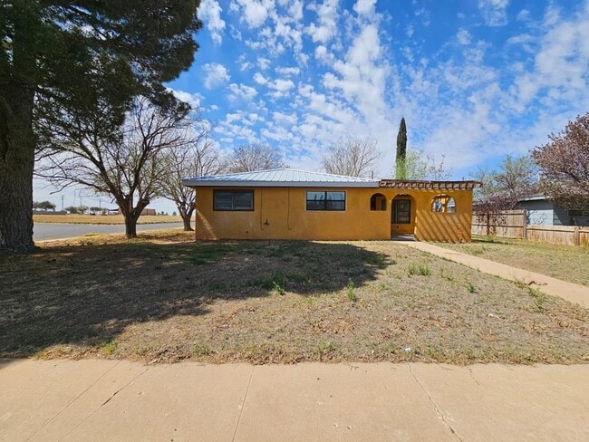 property at 601 NW 12th Pl