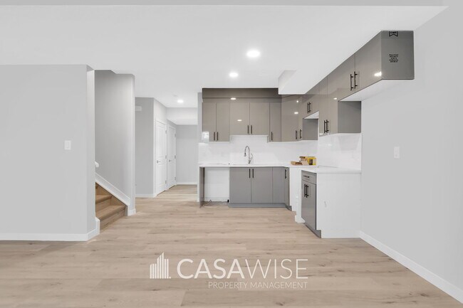 4305-4338 Street - Bsmt St in Beaumont, AB - Building Photo - Building Photo