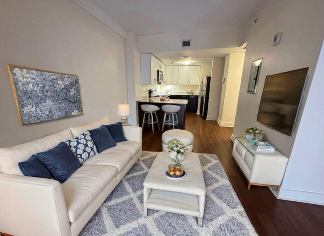 10 Winter St, Unit 305