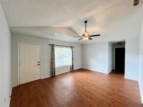 768 Crows Bluff Ln in Sanford, FL - Building Photo - Building Photo