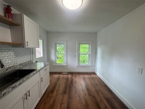 308 Mersereau Ave in Endicott, NY - Building Photo - Building Photo