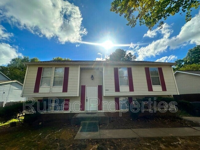 4828 Harri Ann Dr in Charlotte, NC - Building Photo - Building Photo