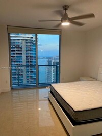 1060 Brickell Ave, Unit 4001 in Miami, FL - Building Photo - Building Photo